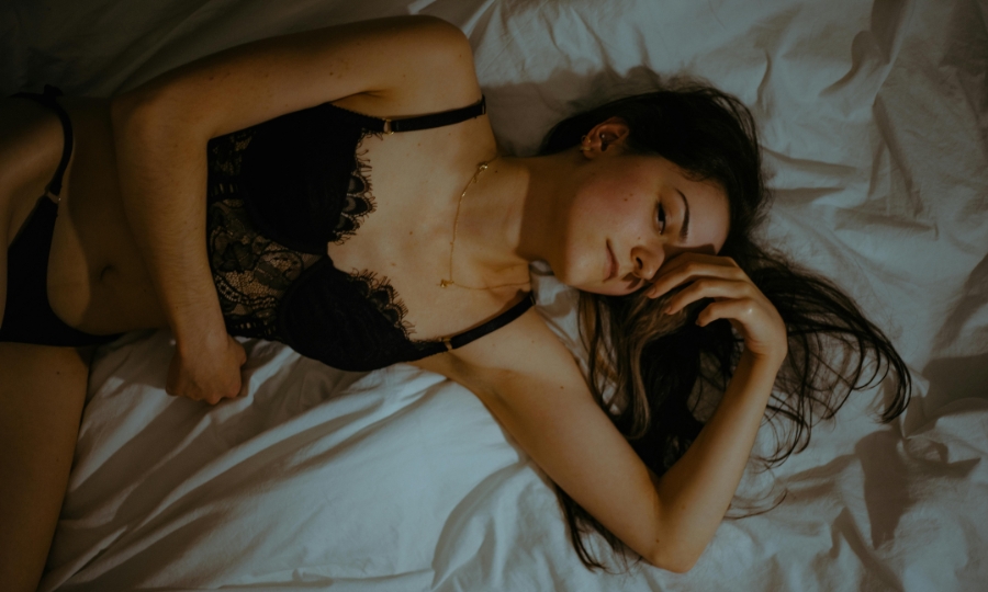 How Married People in Sydney Find Discreet Fuck Buddies